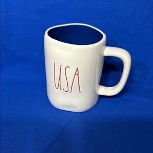 Rae Dunn USA Mug